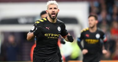 تقارير: نابولى يعرض 10 ملايين يورو سنويا لضم أجويرو.. ووكيله ينفى