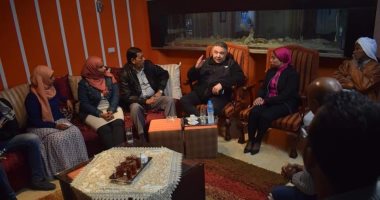 صور.. محافظ البحر الأحمر يوجه بتركيب أجهزة تتبع بالمراكب البحرية بعد فقدان مركب