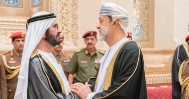 الشيخ محمد بن راشد يقدم واجب العزاء فى وفاة السلطان قابوس.. صور