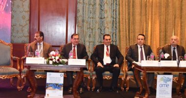 طارق الملا: الغاز الطبيعى يعد السبيل الأمثل للتعامل مع تحديات تغير المناخ