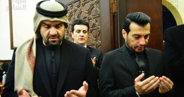 نجوم الفن والرياضة فى عزاء والد إيهاب توفيق.. صور 