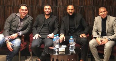 "يا لهوى على البطولات".. هكذا علق محمد زيدان على صورة جمعته بمتعب وشوقى