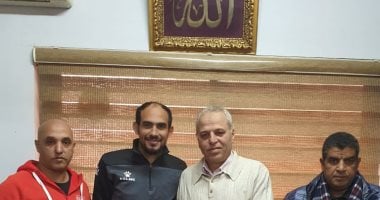 شاهد أحمد على يوقع للإنتاج الحربى موسمين ونصف