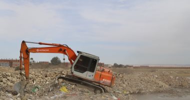 استرداد 250 فدانا من أراضى الدولة بمنطقة اللاجون فى السويس.. صور