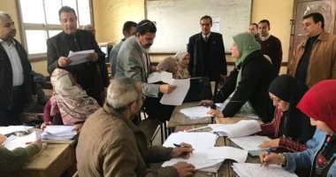 مدير تعليمية بنها يحيل المتخلفين عن التصحيح الورقي الثاني والأول الثانوي للشؤن القانونيه  