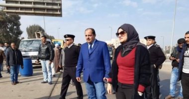 نائب محافظ القليوبية تقود حملة لإزالة الأكشاك العشوائية الموجودة بجوار التربية الرياضية ببنها
