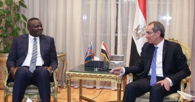 وزير الاتصالات يبحث مع نظيره الكونغولى التعاون بمجال التحول الرقمى 