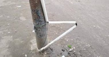 "سيبها علينا".. قارئ يشكو من عمود كهرباء مكشوف بقرية بطرة فى الدقهلية
