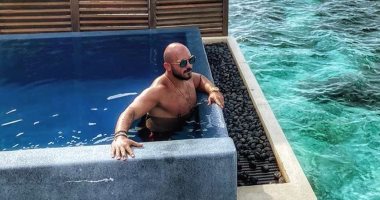 شاهد.. 10 صور لمحمود العسيلي وزوجته فى شهر العسل بالمالديف