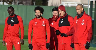 فابينيو يعود إلى تدريبات ليفربول استعداداً لقمة مانشستر يونايتد.. صور