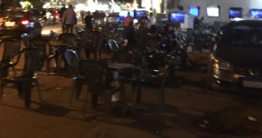 "سيبها علينا".. شكوى من وجود كافيه يفترش شارع أحمد عرابى بالمهندسين 