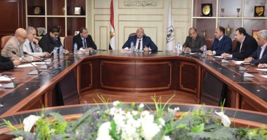صور.. تعرف على تفاصيل أول اجتماع للمجلس الأعلى للصحة برئاسة محافظ بنى سويف