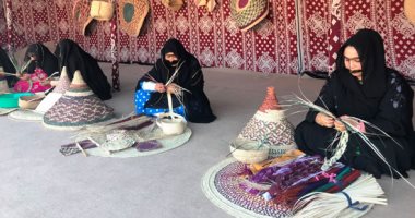 صور.. انتهاء تجهيزات قرية التراث المصرى والإماراتى بمهرجان شرم الشيخ للهجن