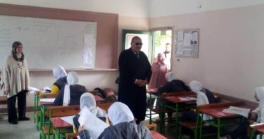 8655 طالبا يؤدون امتحانات الشهادة الإعدادية فى 98 لجنة بمطروح