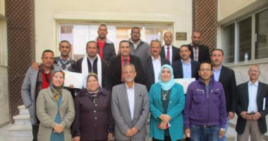 التنمية المحلية تنظم دورة تدريبية للعاملين فى إدارات البيئة والمخازن