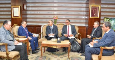 وزير التنمية المحلية: مد برنامج تنمية الصعيد لأسيوط والمنيا خلال العام الجارى