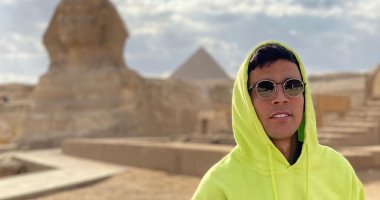 صور.. أشرف بن شرقى يستغل فترة الراحة ويزور الأهرامات