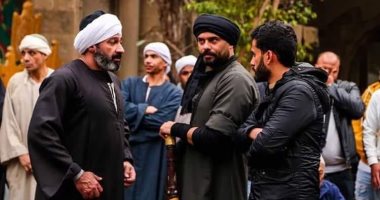 أول صورة لـ أحمد صلاح حسنى وياسر جلال معا من كواليس "الفتوة"