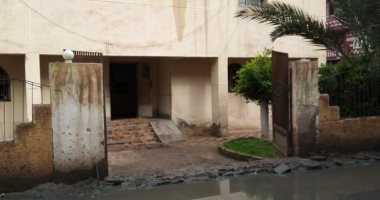 "سيبها علينا".. قارئ يشكو من تراكم مياه الأمطار بمدينة بلقاس فى الدقهلية