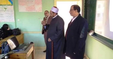 وكيل أزهر الإسكندرية يتابع تدريب المعلمات على استراتيجية التدريس الجديدة