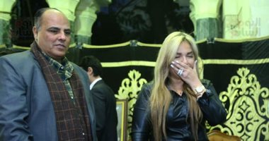 غادة نافع توجه رسالة مؤثرة لوالدتها الراحلة ماجدة.. وتصف الوسط الفنى بالجحود