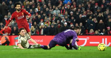 محمد صلاح يقود ليفربول لإسقاط مانشستر يونايتد ومواصلة اكتساح المنافسين.. الفرعون المصري يفك العقدة أمام الشياطين الحمر.. ويؤكد: الانتصار اليوم لأني لم أكن مصابا.. وسولشاير يعترف بقوة الريدز بسبب صلاح وماني