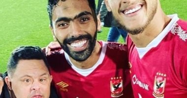 أمح الدولى ينشر صورة مع كهربا وحسين الشحات ويوجه رسالة لجمهور الأهلى