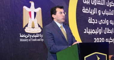 لاعب الزمالك السابق أحمد رمزى يؤكد تبرعه بممتلكاته فى مصر لمواجهة كورونا