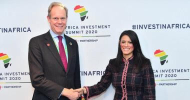 مصر والمملكة المتحدة تعلنان إقامة شراكة اقتصادية لتنفيذ رؤية "مصر 2030".. تقديم 13 مليون جنيه إسترلينى لتحقيق التنمية الاجتماعية وتمكين الشباب  ..وزيرة التعاون الدولى :سنعمل معا لتحقيق نمو اقتصادى مستدام