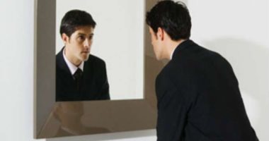 القارئ عمرو حسين يكتب: من أنا؟