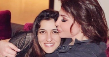 إليسا تحتفل بعيد ميلاد صديقتها المصرية أنجيلا: يارب أيامك تكون جميلة مثل قلبك