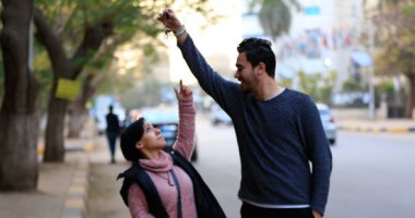 الحلزومة ..."تنمر مع سبق الإصرار" سخر منها ووصفها بالقزمة!!