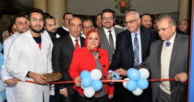 صور.. رئيس جامعة المنصورة يفتتح تجديدات قسم 7 جراحة بمستشفى الجامعة الرئيسى