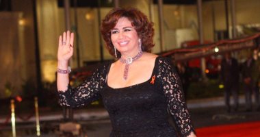 إلهام شاهين تتزوج من الفنان الفلسطينى كامل الباشا فى "حظر تجول"