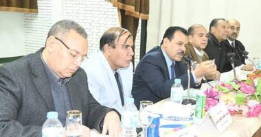  رئيس جامعة الوادى الجديد يرأس الاجتماع الأول لمركز ضمان الجودة