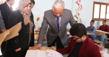 محافظ السويس يتفقد لجان امتحانات الشهادة الإعدادية.. صور