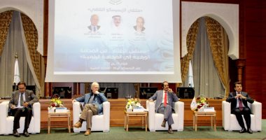 خبراء: الصحافة الورقية تخوض حرب وجود لفرض ذاتها