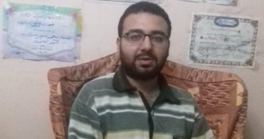 سيبها علينا.. هشام فقد ساقيه بحادث قطار ويحلم بـ"تروسيكل" للتنقل