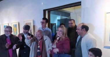 صور.. 30 لوحة بمعرض "احتفالية لون" لـ صلاح بطرس.. وجورج بهجورى يشيد بالتجربة