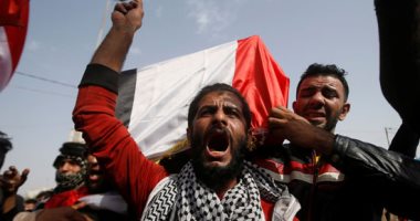 مقتدى الصدر يدعو إلى غلق القواعد العسكرية الأمريكية فى العراق