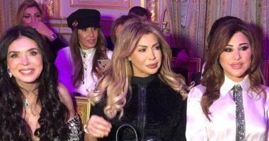 أصالة ونجوى كرم ونوال الزغبى ودينا بأسبوع الموضة فى باريس.. فيديو وصور