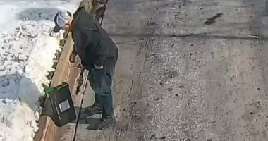 أمريكى يعثر على 40 ألف دولار فى صندوق أمام ماكينة صراف آلى