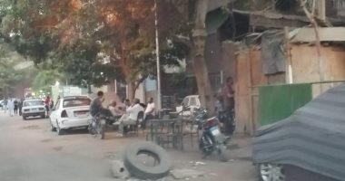 "سيبها علينا".. شكوى من وضع حواجز حجارة في ميدان مدينة الطلبة بالعجوزة