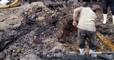 صور.. كسر ماسورة مياه بـ3 مناطق بالجيز.. والمحافظة ترد: جارى الإصلاح