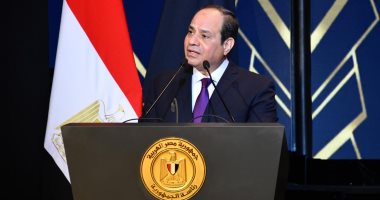 السيسي في حفل عيد الشرطة: مصر تحولت فى أعوام قليلة إلى واحة الأمن والاستقرار.. ويؤكد: أهل الشر حاولوا القضاء على أسس الدولة وربنا سخر أبناءها لحمايتها.. ولأبطال الداخلية:حربكم على الإرهاب محل تقدير
