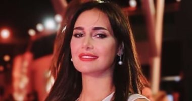 شاهد حلا شيحة فى كواليس "خيانة عهد"