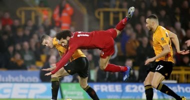 وولفرهامبتون ضد ليفربول.. الحظ يواصل معاندة محمد صلاح "فيديو" 
