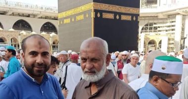 مختار مختار يعود للقاهرة اليوم بعد أداء مناسك العمرة 