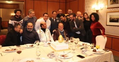 صلاح عبد الله وسليمان عيد يحتفلان بانتهاء تصوير "بيضة دهب"