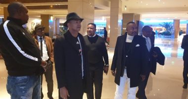 رئيس مازيمبى يصل القاهرة قبل مواجهة الزمالك لدعم اللاعبين